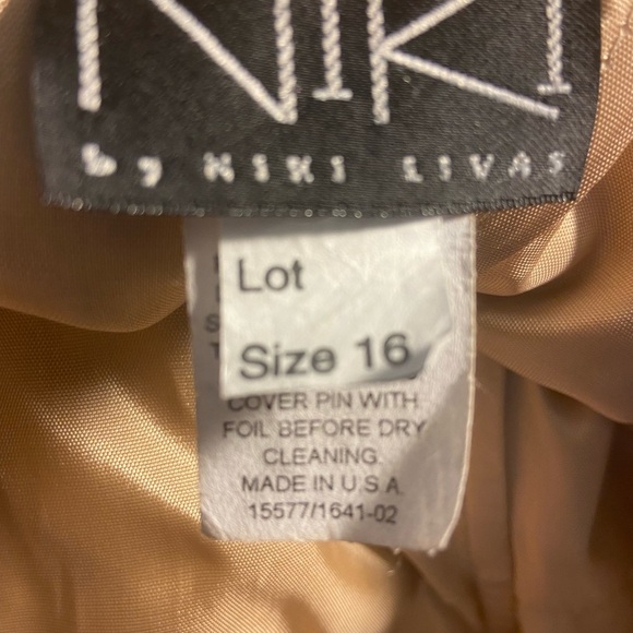 Niki By Niki Livas Black Lace Formal Dress Size 16 - Picture 8 of 12